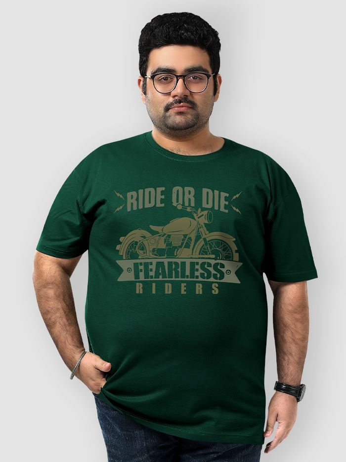 https://www.beyoung.in/api/cache/catalog/products/plus_size_update_26_9_2022/fearless_bullet_rider_bottle_green_plus_size_t-shirts_base_700x933.jpg