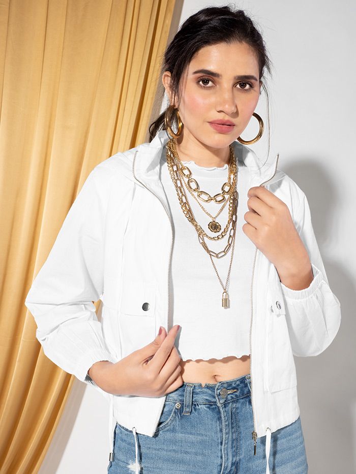 URBANIC Women White Crop Pure Cotton Denim Jacket Price in India, Full  Specifications & Offers | DTashion.com