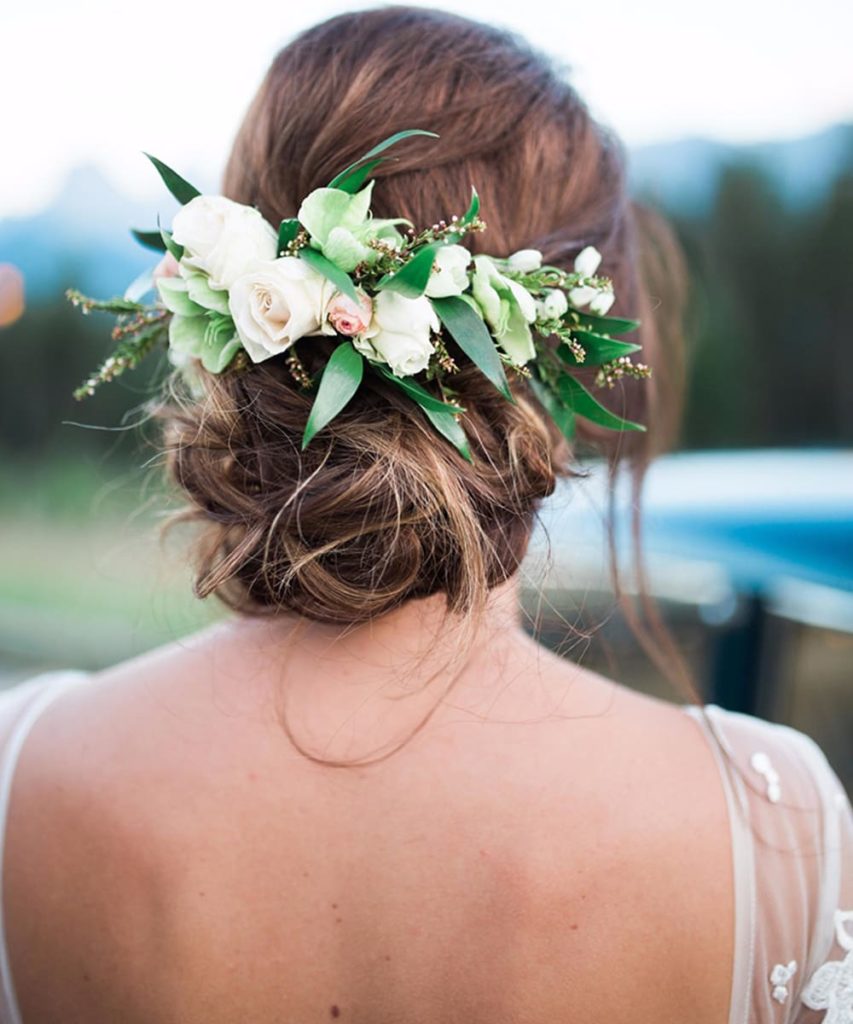 Quick Wedding Hairstyle For Lazy Bridesmaids