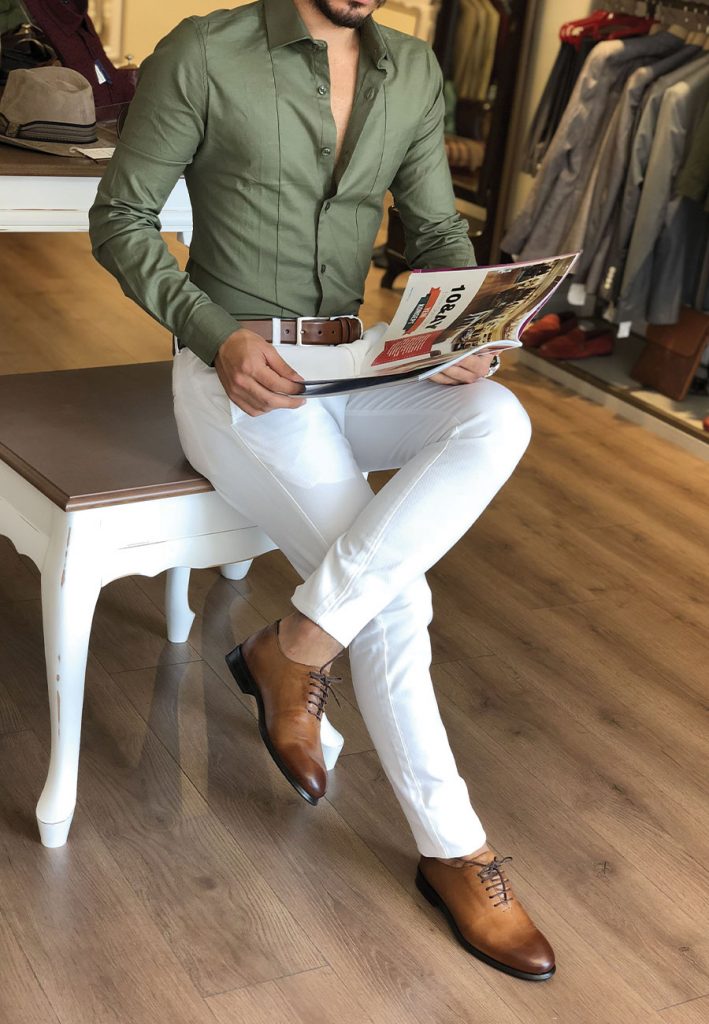What color shirt goes well with green pants  Quora