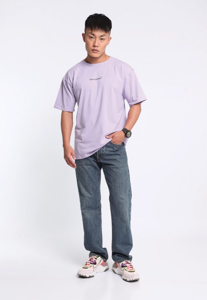 Fashionable Printed T-Shirt with Ripped Denims
