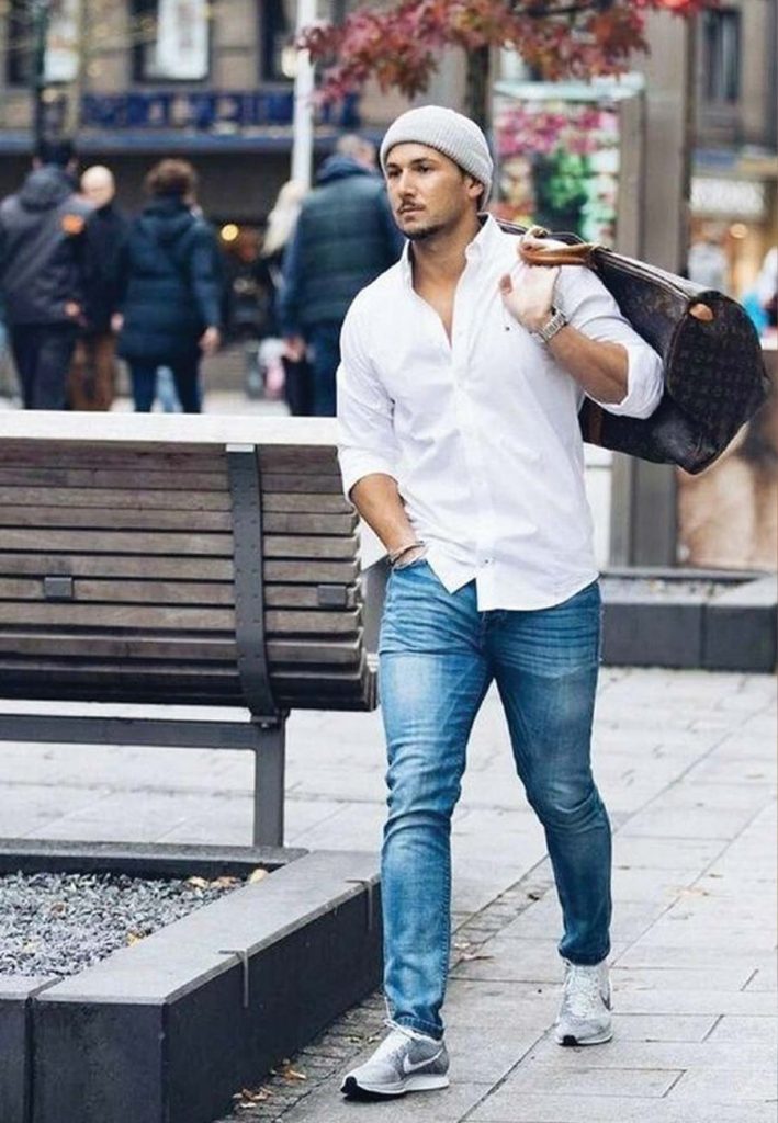 Sky blue jeans with white shirt