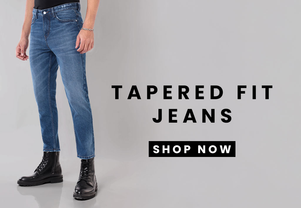 Men wearing Blue Tapered-Fit Jeans